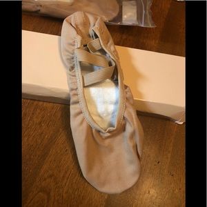 Bloch canvas ballet shoe 7.5